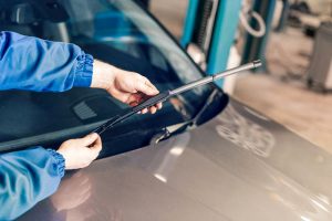 Jak zmierzyć wycieraczki samochodowe?